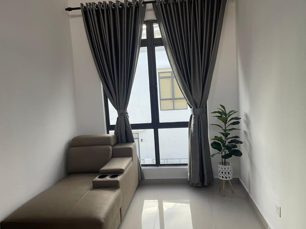 Homestay Idamanku Σαχ Αλάμ Εξωτερικό φωτογραφία